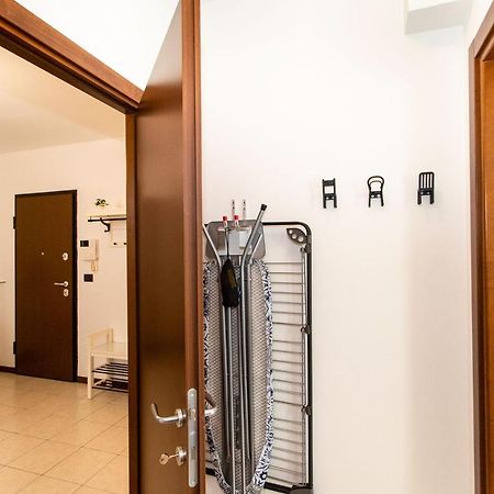 Come Casa Like Home Apartment With Parking Турин Экстерьер фото