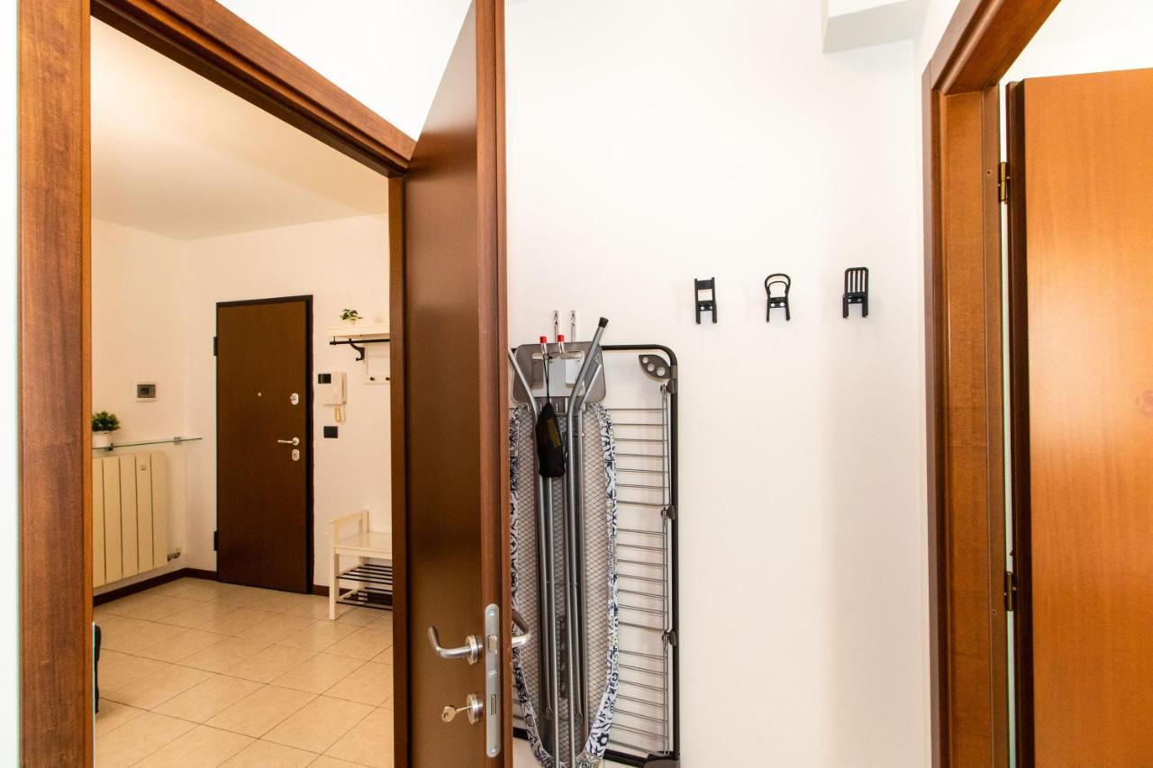 Come Casa Like Home Apartment With Parking Турин Экстерьер фото
