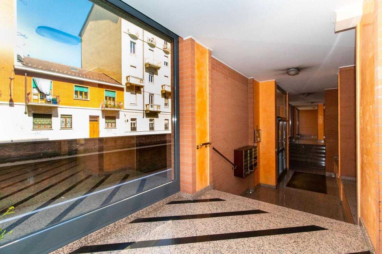 Come Casa Like Home Apartment With Parking Турин Экстерьер фото